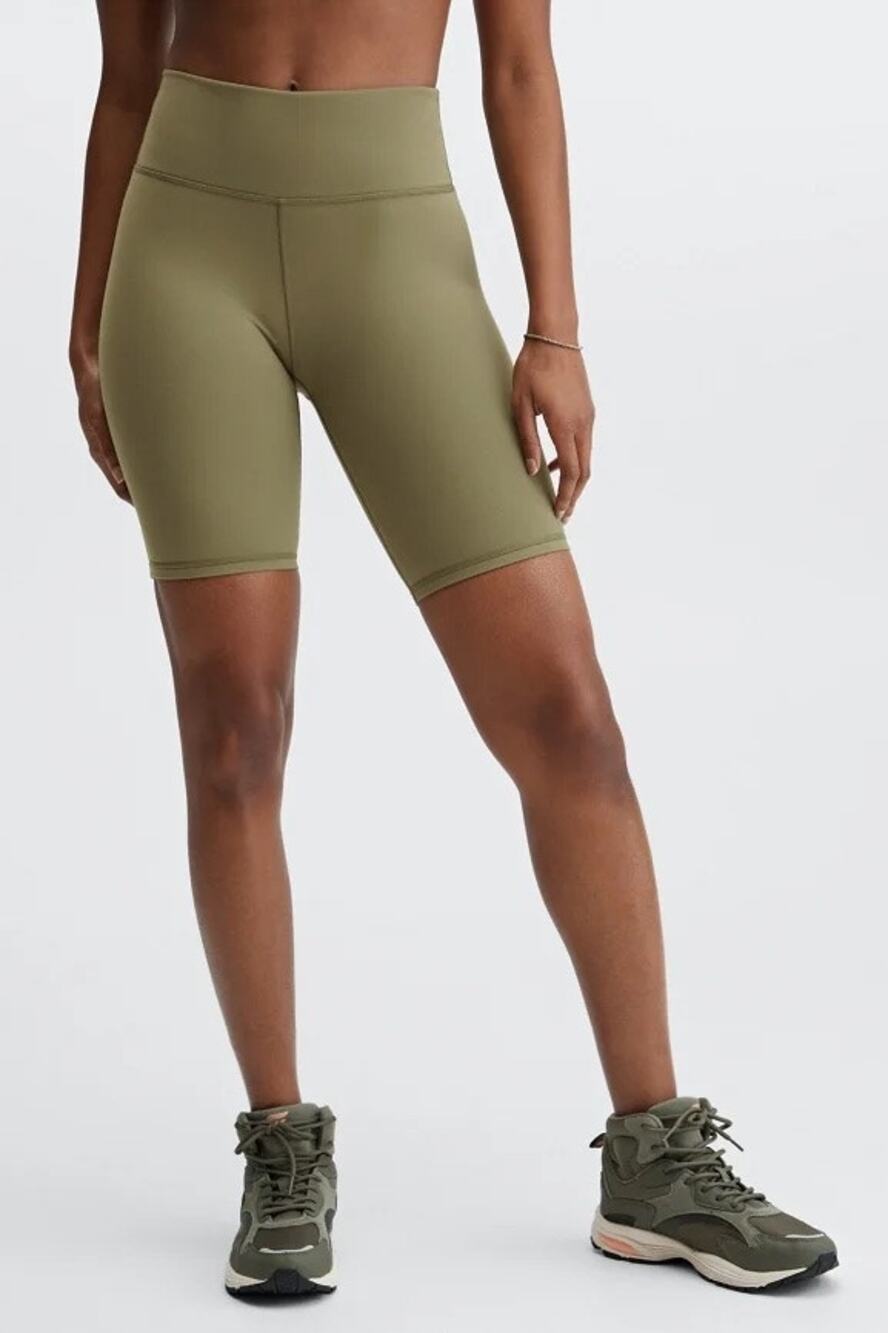 New Fabletics The Define 9" Short Night Owl size S